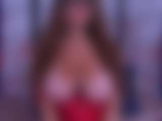 Live cam show with BeccaDelux - Curvy MILF on PervPlay.com