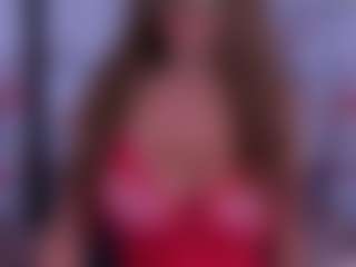 Live cam show with BeccaDelux - Curvy MILF on milfzrlive.com