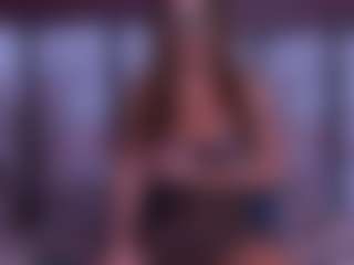 BeccaDelux's Live Sex Cam Show