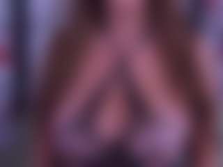 Live cam show with BeccaDelux - Brown Hair on Camming Site