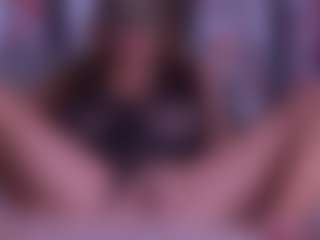BeccaDelux's Live Sex Cam Show