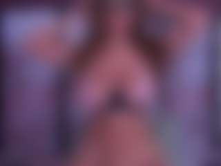 BeccaDelux's Live Sex Cam Show