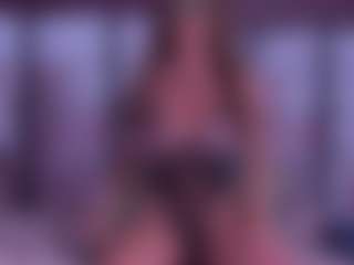 BeccaDelux's Live Sex Cam Show