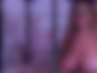 BeccaDelux's Live Sex Cam Show