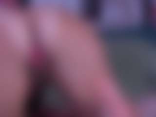 Live cam show with BeccaDelux - White MILF on Camsoda | netherlands