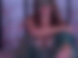 Live cam show with BeccaDelux - Lush Mature on Soda Cam