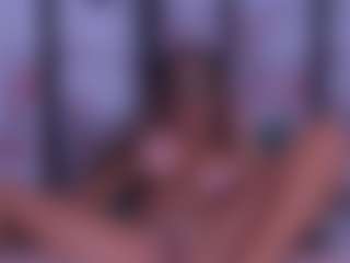 BeccaDelux's Live Sex Cam Show