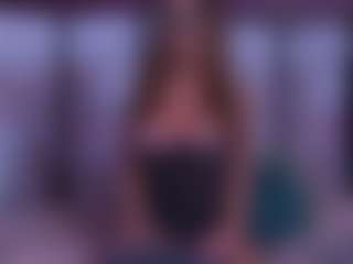 BeccaDelux's Live Sex Cam Show