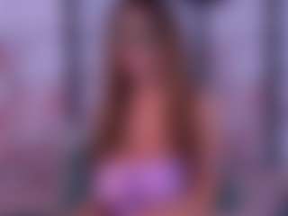 Live cam show with BeccaDelux - White on milfzrlive.com | netherlands
