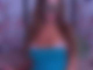Live cam show with BeccaDelux - Lush MILF on TottyGirls