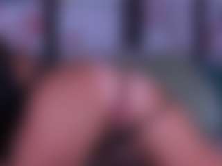 BeccaDelux's Live Sex Cam Show