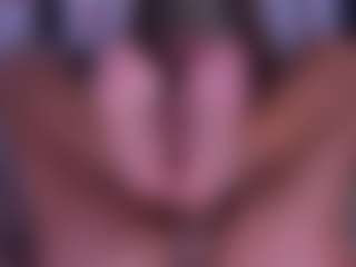 BeccaDelux's Live Sex Cam Show