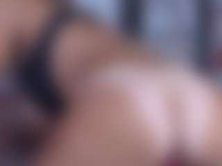 BeccaDelux's Live Sex Cam Show