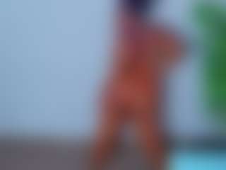 Live cam show with sofi-hill - Lush MILF on liverealitysex.com