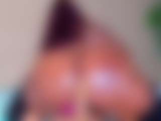 sofi-hill MILF webcam performer live streaming
