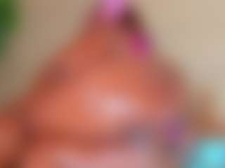 Live cam show with sofi-hill - Public on Mixed Magazine Live