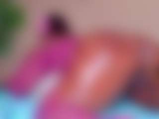 Live cam show with sofi-hill - Public Ebony on Camsoda