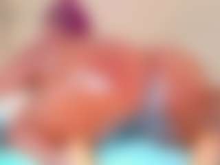Live cam show with sofi-hill - Public Curvy on madthumbs