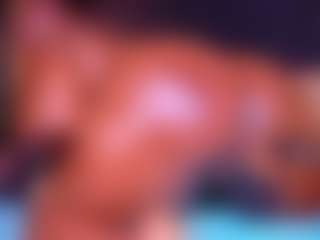 Live cam show with sofi-hill - Public BBW on Gym Cam Girls