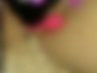 Show in cam erotica live di Blonde Bambi
