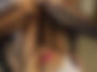 Live cam show with Jenna-bluee - Glasses on CamSodaAdn