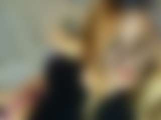Live cam show with Jenna-bluee - Fingers on CamwithHer