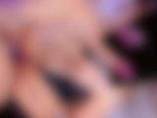 Live cam show with NahomySweetxx - Nipple Piercings on milfzrlive.com
