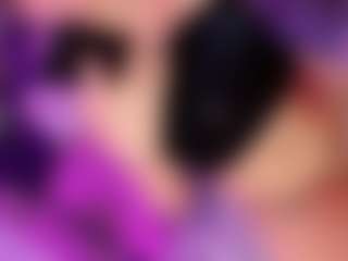 Live cam show with NahomySweetxx - Smoking on crypto-cams