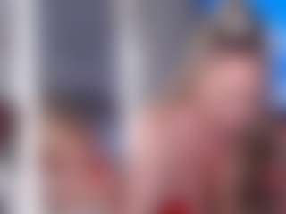 Live cam show with MsHunnyBunnyy - Little on liverealitysex.com