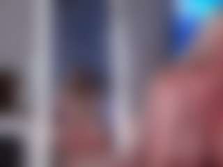 Live cam show with MsHunnyBunnyy - Bath on SmokeAndPoke