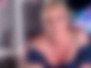 Live cam show with MsHunnyBunnyy - Lovense MILF on xheatlive.com