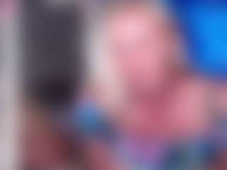 Live cam show with MsHunnyBunnyy - Oil on CSO-WL