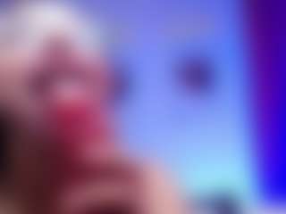 Live cam show with valentinaswallow - Shaved Pussy Brown Hair on AdultVida.com