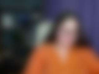 Live cam show with DaniellaGrace - Living Room on chickslive.net