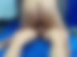 kiindred's Live Sex Cam Show