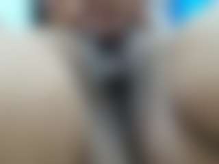 Live cam show with kiindred - Drinking on Pornisteam.com