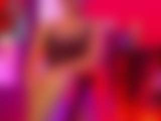 Live cam show with Dominatrix Fetishe - Creamy on StripNow