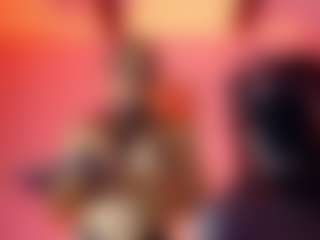 Live cam show with Dominatrix Fetishe - Ebony Petite on AdultVida.com