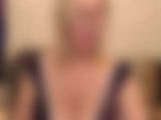 Live cam show with IlariaCetoi - Mature on PervPlay.com