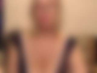 Live cam show with IlariaCetoi - Big Ass on livesexfox.com