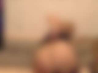 Live cam show with IlariaCetoi - Mature on 1on1-livenow