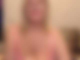 Live cam show with IlariaCetoi - Granny on Camversity