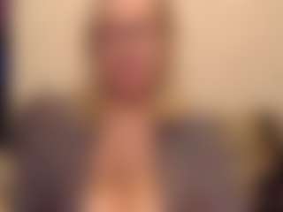 IlariaCetoi's Live Sex Cam Show