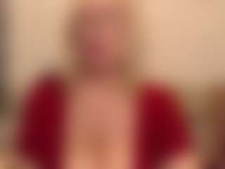 Live cam show with IlariaCetoi - Dildo Mature on boobsie.com