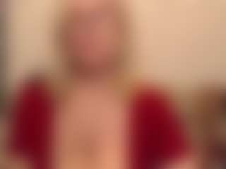 Live cam show with IlariaCetoi - Granny MILF on Uber Horny