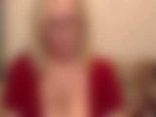 Live cam show with IlariaCetoi - Granny BBW on Ass Tok