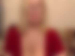 Live cam show with IlariaCetoi - Granny Lovense on Sweet Sext
