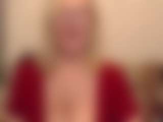 Live cam show with IlariaCetoi - Granny BBW on Camiplay Live