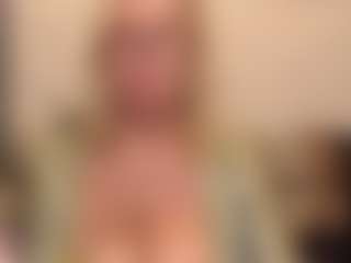 IlariaCetoi's Live Sex Cam Show