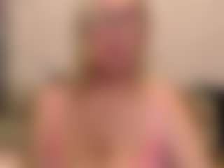 Live cam show with IlariaCetoi - Granny Big Ass on liverealitysex.com